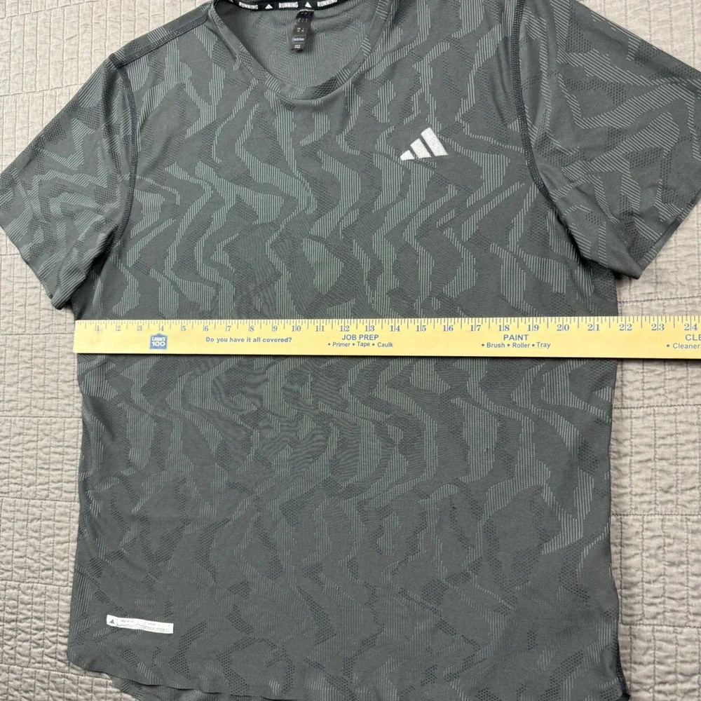Adidas Mens Large T Shirt Running HEAT.RDY Gray Geometric Short Sleeve Training